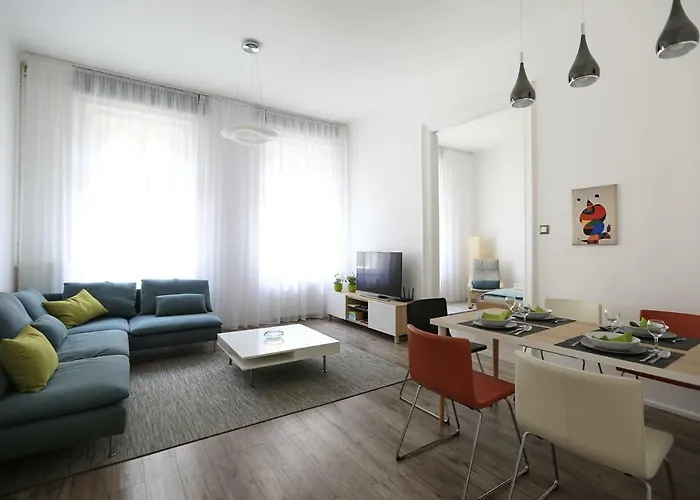 Paulay Apartament